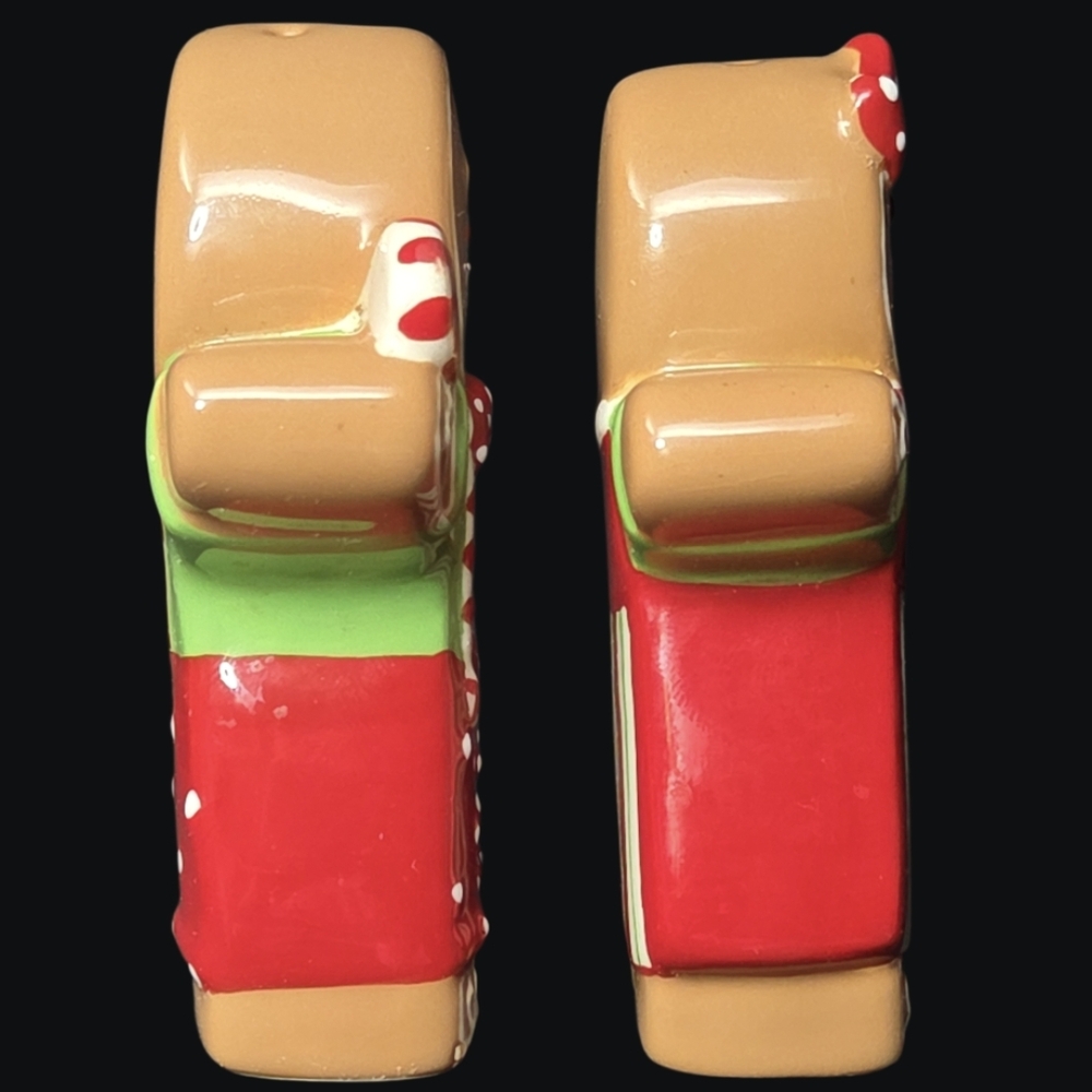 Holiday Gingerbread Man and Woman Salt And Pepper Shaker Set - Picture 2 of 10